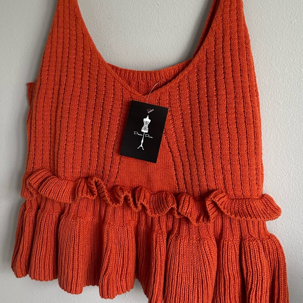Cropped Ruffle Tank Sweater - Picture 4 of 5